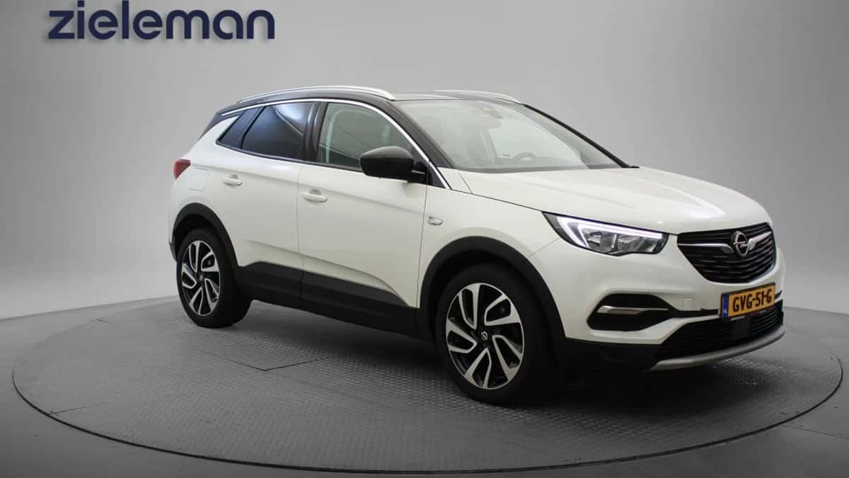 Opel Grandland X (2018) — foto 1