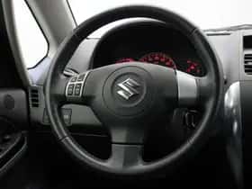 Suzuki SX4 (2007) thumbnail 17