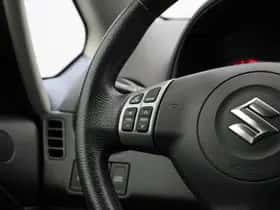 Suzuki SX4 (2007) thumbnail 18