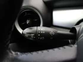 MINI Cooper (2011) thumbnail 20