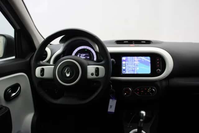 Renault Twingo (2022) thumbnail 3