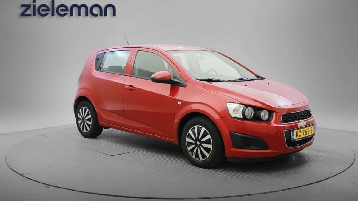 Chevrolet AVEO (2012) — foto 1