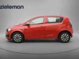 Chevrolet AVEO (2012) thumbnail 14