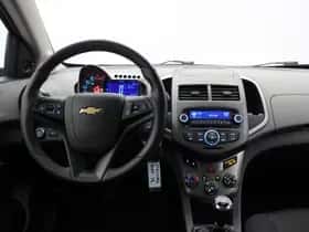 Chevrolet AVEO (2012) thumbnail 3