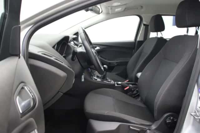 Ford Focus (2018) thumbnail 6
