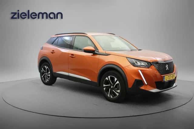 Peugeot 2008 (2021) thumbnail 1