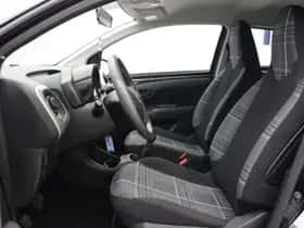 Peugeot 108 (2017) thumbnail 6