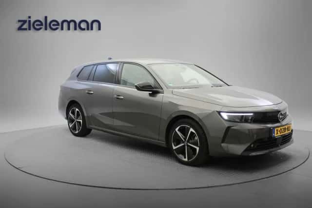Opel Astra (2023) thumbnail 1