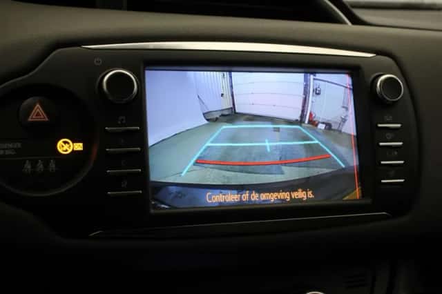 Toyota Yaris (2019) thumbnail 5