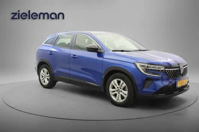 Renault Austral (2023) thumbnail 1