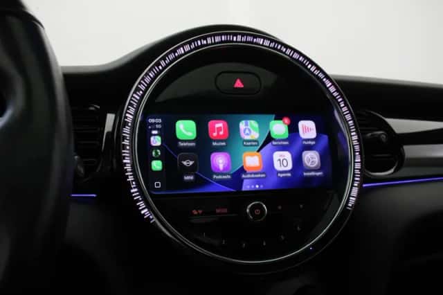 MINI Cooper (2022) thumbnail 5