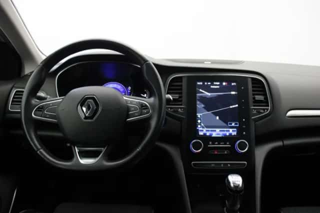 Renault Mégane (2017) thumbnail 3