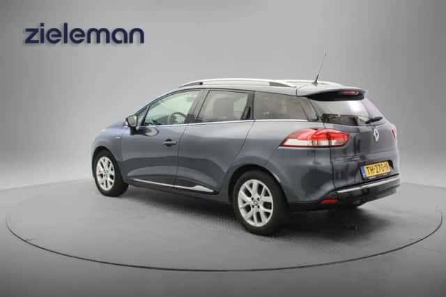Renault Clio (2018) thumbnail 2