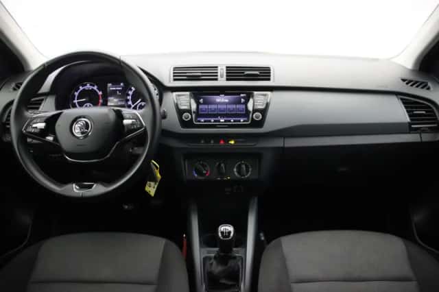 Škoda Fabia (2021) thumbnail 2
