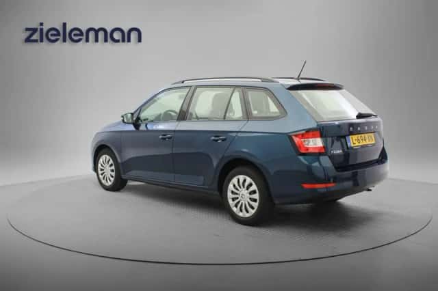 Škoda Fabia (2021) thumbnail 3