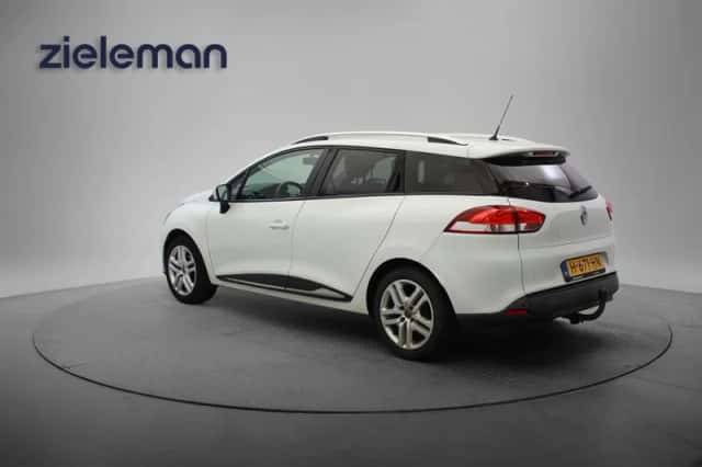 Renault Clio (2020) thumbnail 3