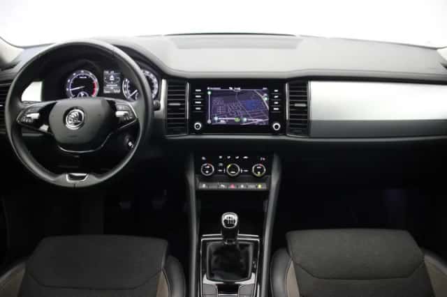 Škoda Kodiaq (2022) thumbnail 2