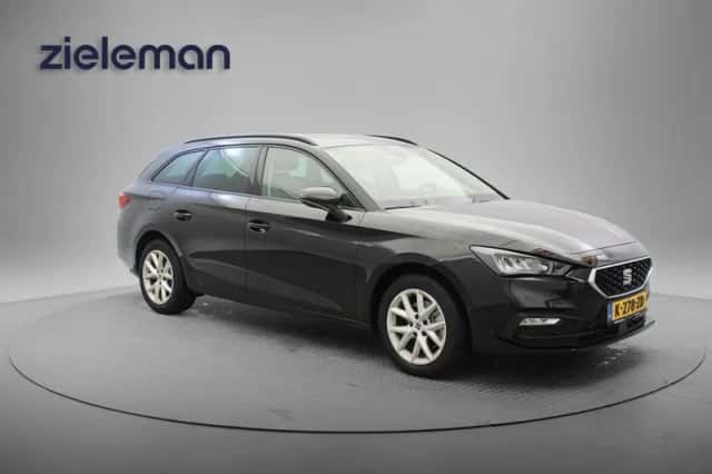 SEAT Leon (2021) thumbnail 1