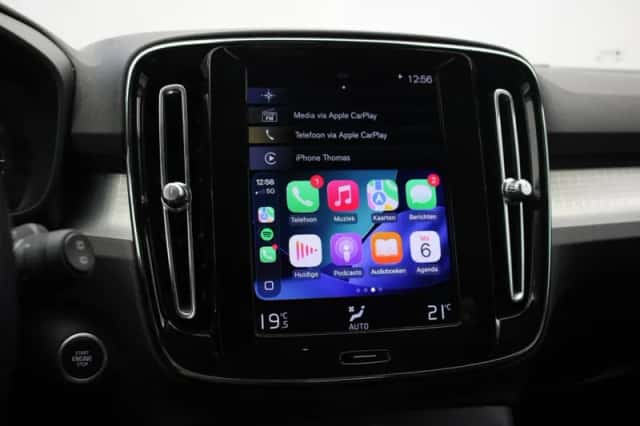 Volvo XC40 (2021) thumbnail 6