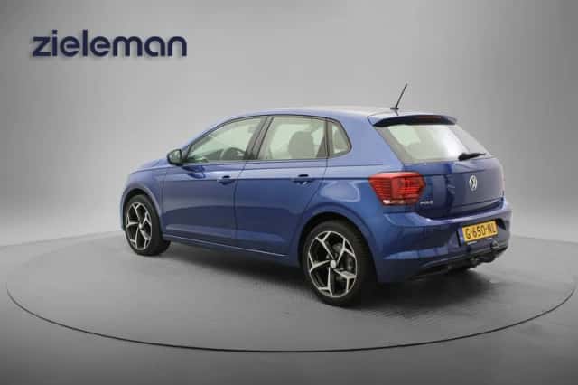 Volkswagen Polo (2019) thumbnail 2