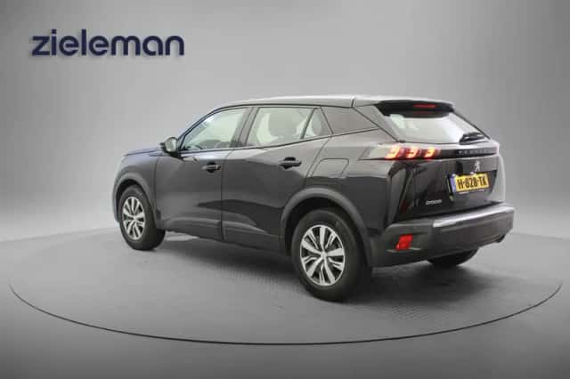 Peugeot 2008 (2020) thumbnail 3