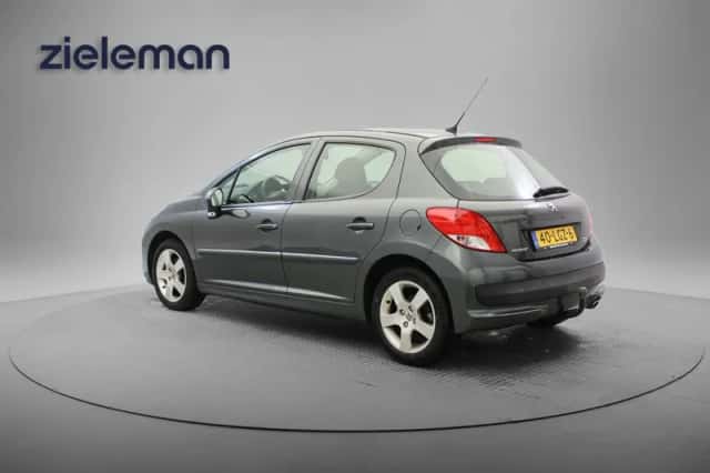 Peugeot 207 (2010) thumbnail 2