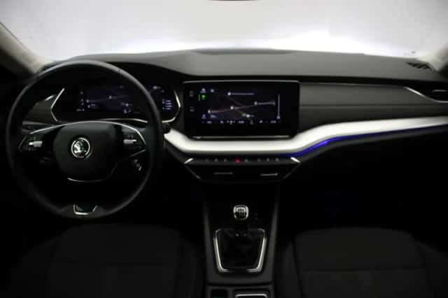 Škoda Octavia (2022) thumbnail 2