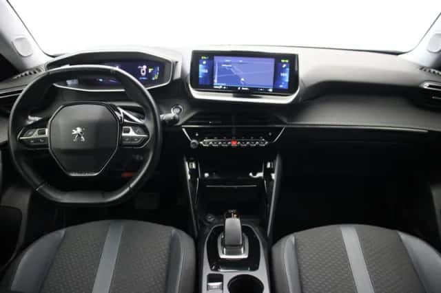 Peugeot e-2008 (2020) thumbnail 2