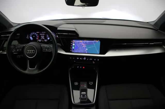Audi A3 (2022) thumbnail 2