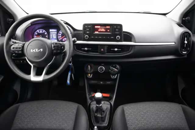 Kia Picanto (2022) thumbnail 2