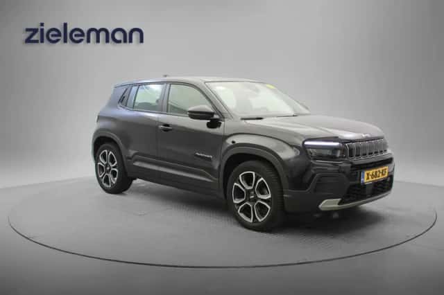 Jeep Avenger (2023) thumbnail 1