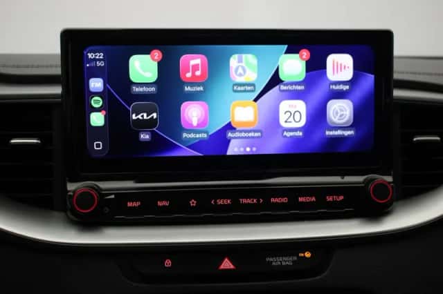 Kia Ceed (2023) thumbnail 5