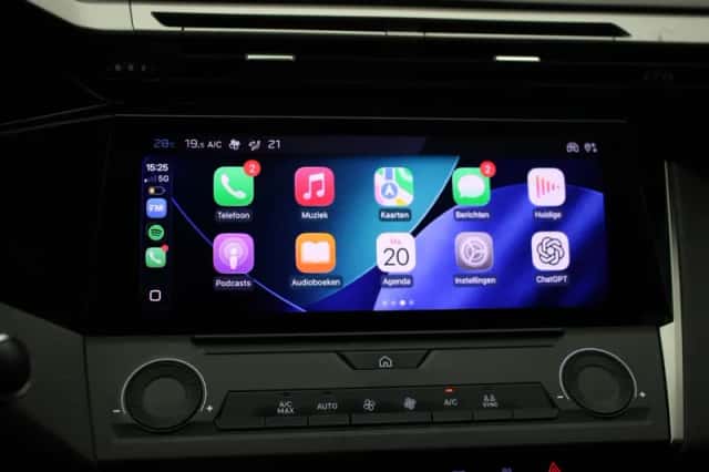 Peugeot 308 (2022) thumbnail 6