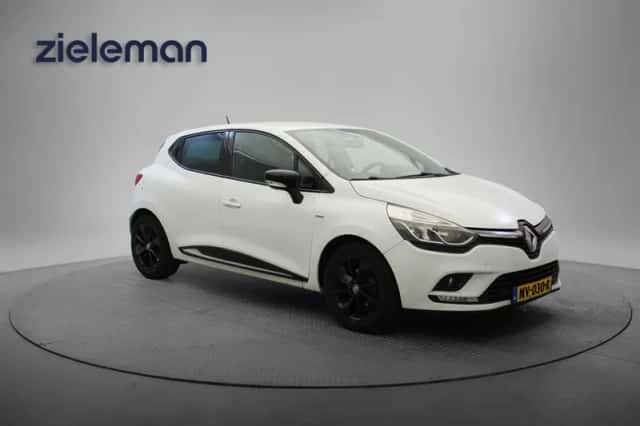 Renault Clio (2017) thumbnail 1