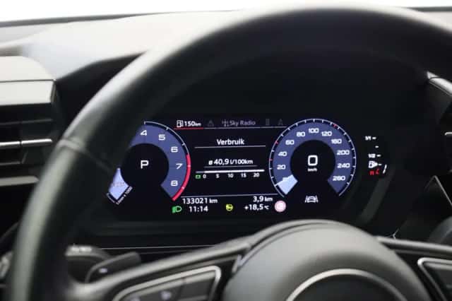 Audi A3 (2021) thumbnail 5