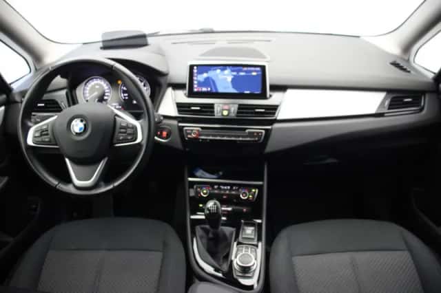 BMW 2-Serie (2022) thumbnail 2