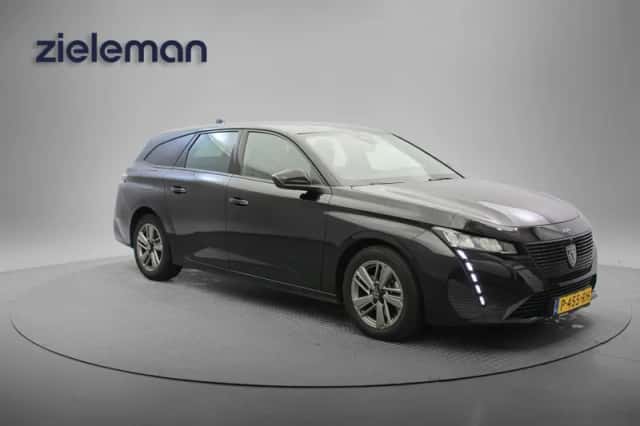 Peugeot 308 (2022) thumbnail 1