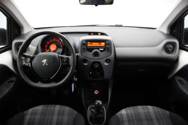 Peugeot 108 (2019) thumbnail 2