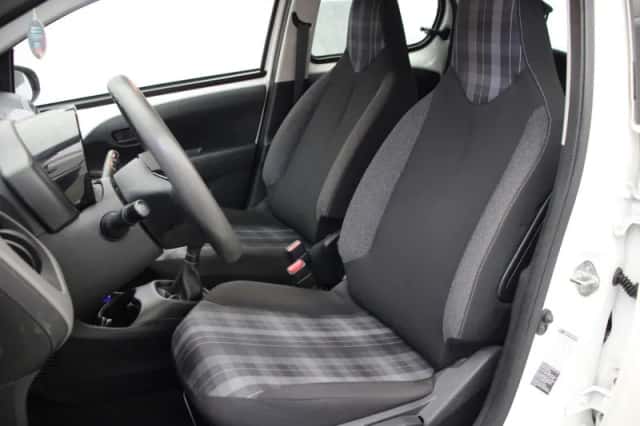 Peugeot 108 (2019) thumbnail 5
