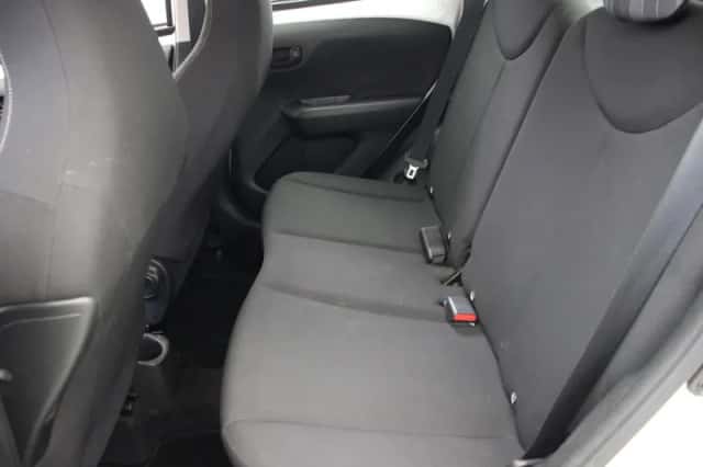 Peugeot 108 (2019) thumbnail 6