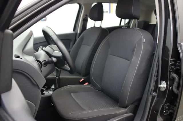 Dacia Sandero (2019) thumbnail 5