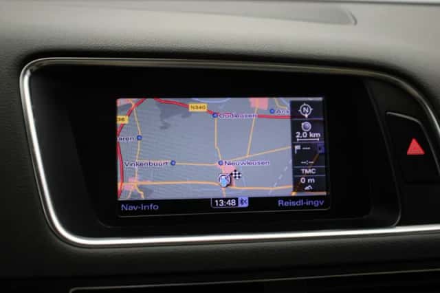 Audi Q5 (2011) thumbnail 5