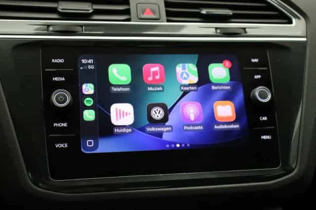Volkswagen Tiguan (2019) thumbnail 5