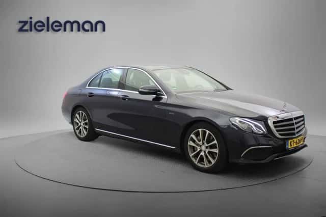 Mercedes-Benz E-Klasse (2016) thumbnail 1