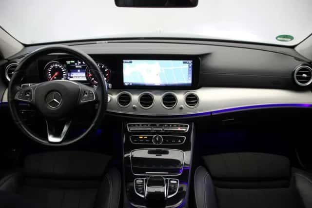Mercedes-Benz E-Klasse (2016) thumbnail 2