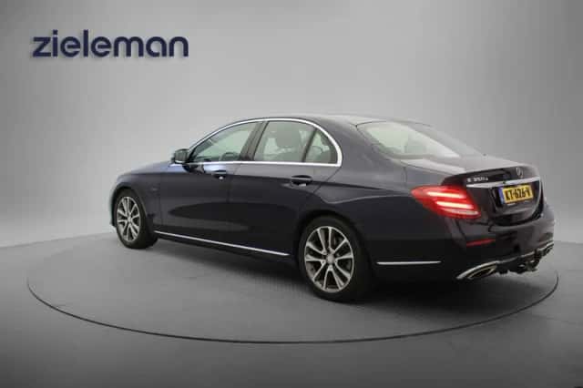Mercedes-Benz E-Klasse (2016) thumbnail 3