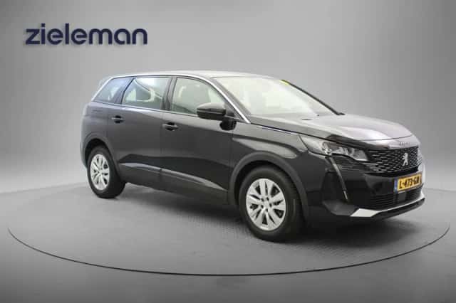Peugeot 5008 (2021) thumbnail 1