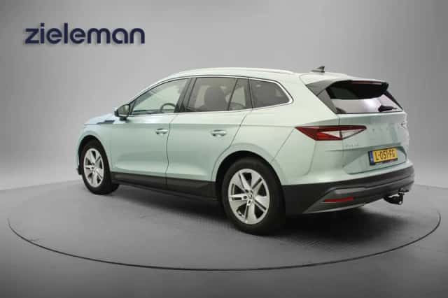 Škoda Enyaq (2021) thumbnail 3