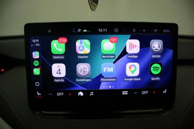 Škoda Enyaq (2021) thumbnail 6