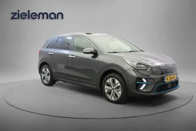 Kia Niro (2021) thumbnail 1
